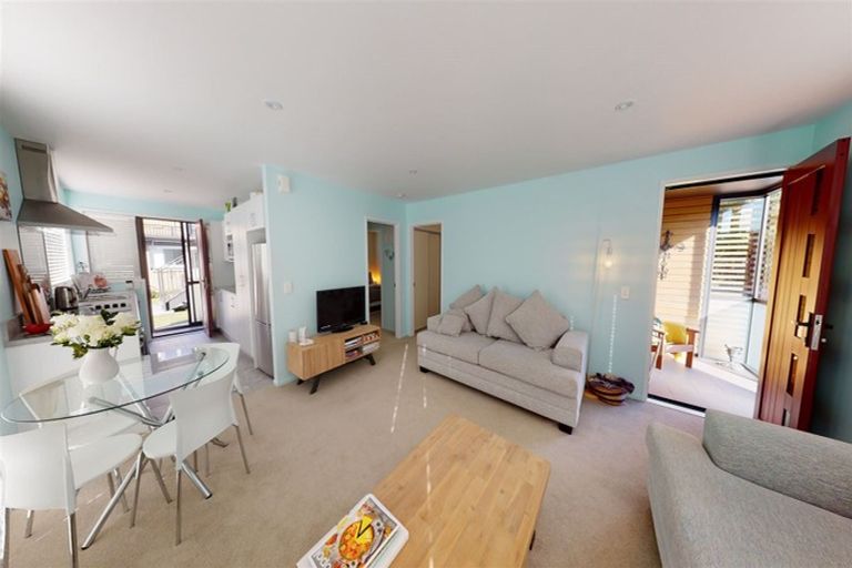 Photo of property in Bealey Courts, 1/271 Bealey Avenue, Christchurch Central, Christchurch, 8013