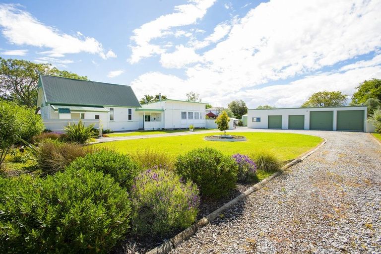 Photo of property in 7 Hill Road, Ormond, Gisborne, 4071