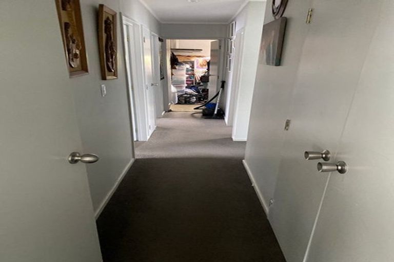 Photo of property in 30a Barneys Farm Road, Clendon Park, Auckland, 2103