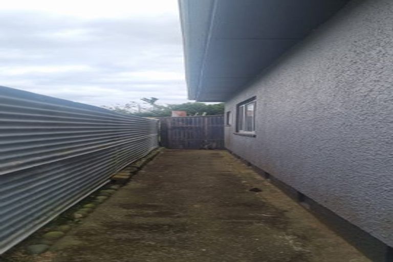 Photo of property in 61 Burns Street, Hawera, 4610