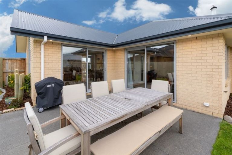 Photo of property in 6 Bradbury Avenue, Rolleston, 7614