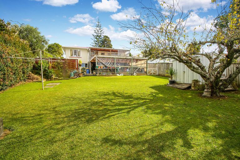 Photo of property in 46 Ranui Avenue, Ranui, Auckland, 0612