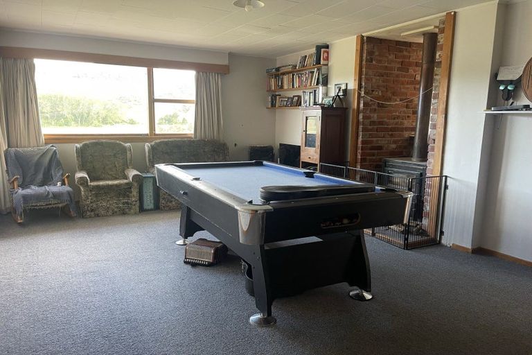 Photo of property in 9 Neill Road, Tokanui, 9884