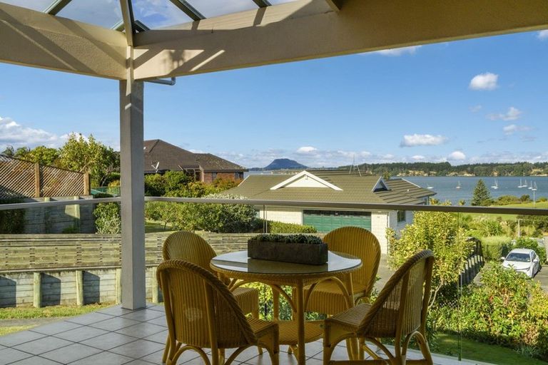 Photo of property in 53 Hamurana Road, Omokoroa, 3114