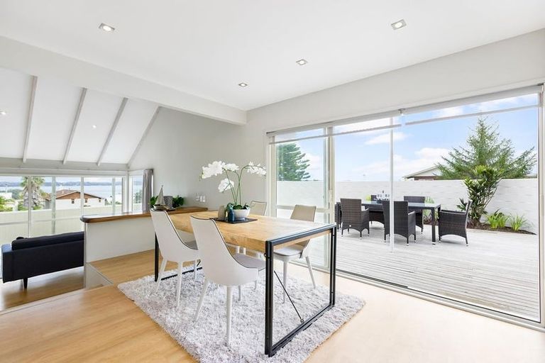 Photo of property in 19 Siesta Terrace, Gulf Harbour, Whangaparaoa, 0930
