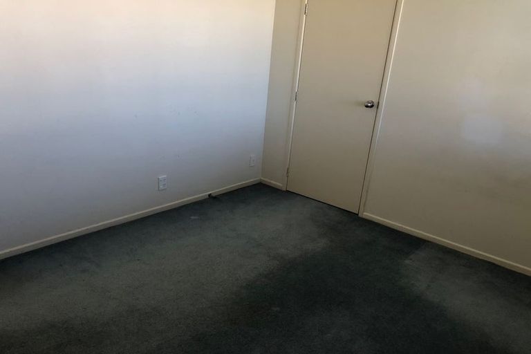 Photo of property in 40 Chatsworth Crescent, Pakuranga Heights, Auckland, 2010