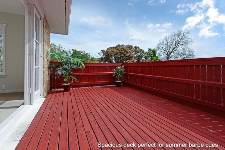 Photo of property in 1/33 Grande Vue Road, Manurewa, Auckland, 2102