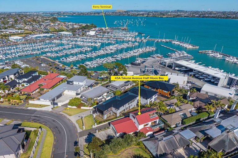 Photo of property in 45a Takutai Avenue, Half Moon Bay, Auckland, 2012
