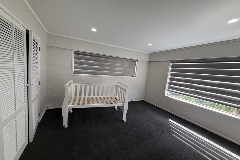 Photo of property in 24 Widmore Drive, Massey, Auckland, 0614