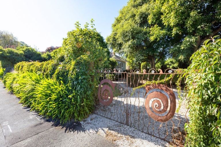 Photo of property in 2 Onslow Street, Hamilton East, Hamilton, 3216