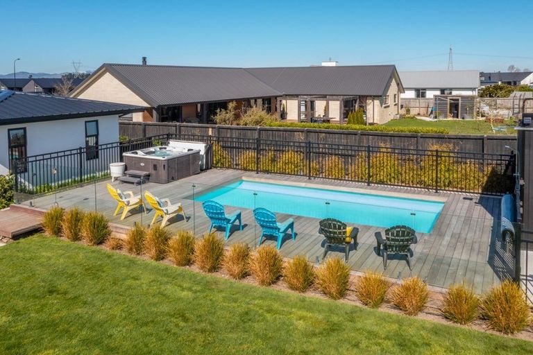 Photo of property in 25 Fairmont Rise, West Melton, 7618