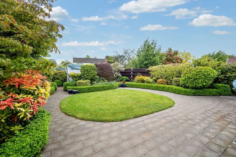 Photo of property in 17 Rutherglen Avenue, Ilam, Christchurch, 8041