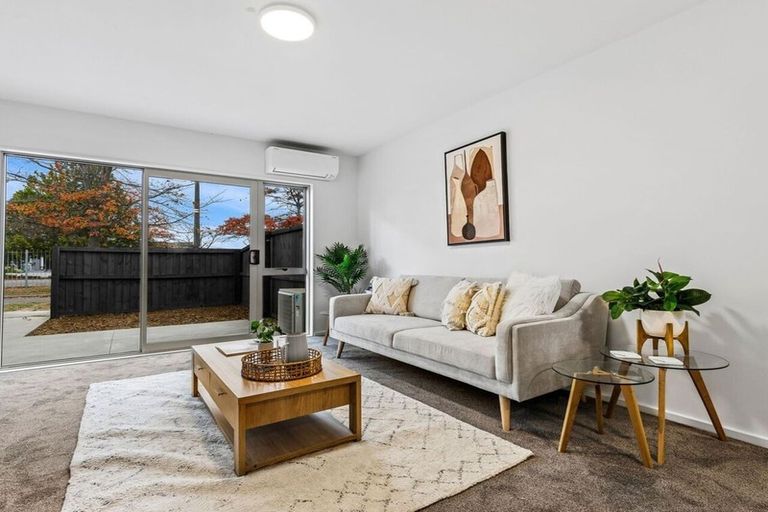 Photo of property in 2/25 Cumberland Street, Richmond, Christchurch, 8013