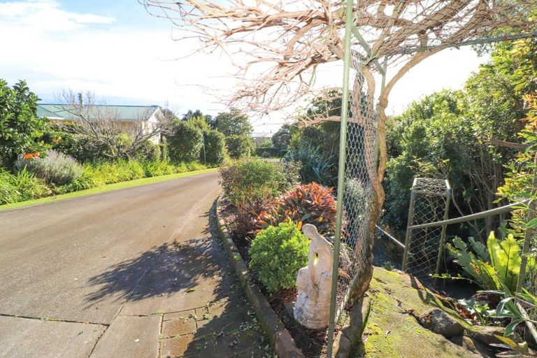 Photo of property in 10 Lockhart Place, Ngarimu Bay, Thames, 3575