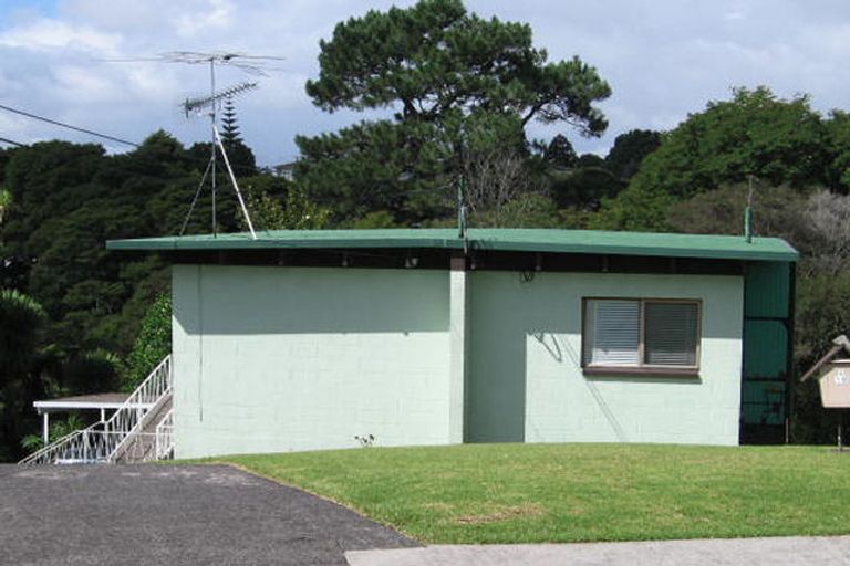 Photo of property in 1/16 Valron Road, Te Atatu South, Auckland, 0602