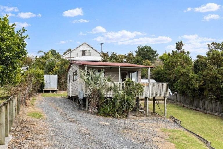 Photo of property in 5 Inca Place, Snells Beach, 0920