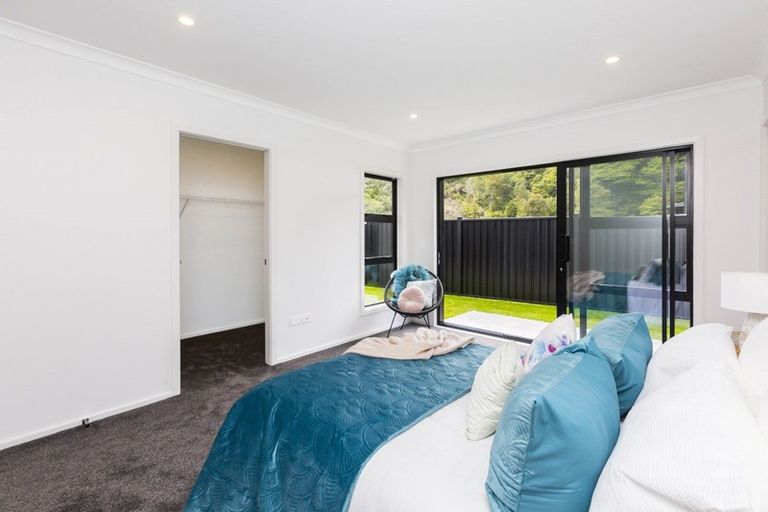 Photo of property in 16 Fenwick Crescent, Wallaceville, Upper Hutt, 5018