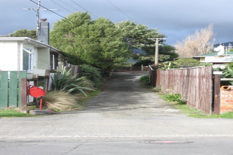 Photo of property in 70 Kiwi Road, Raumati Beach, Paraparaumu, 5032