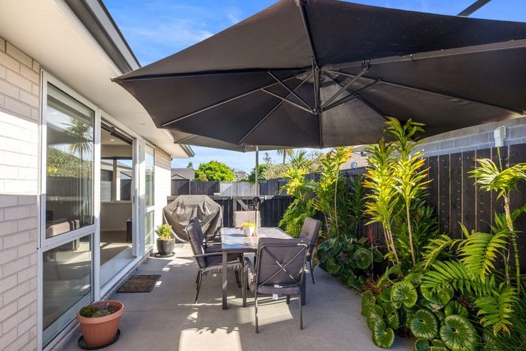 Photo of property in 28 Farrier Street, Papamoa, 3118