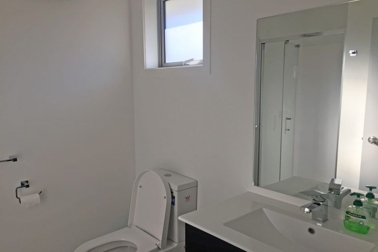 Photo of property in 13 Bell Street, Lake Hawea, 9382