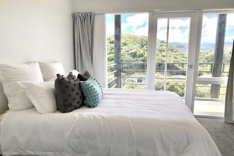 Photo of property in 88 Ayton Drive, Whitby, Porirua, 5024