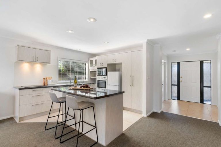 Photo of property in 12 Aclare Place, East Tamaki, Auckland, 2016