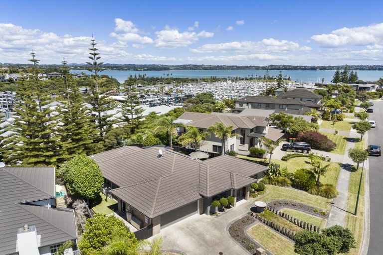 Photo of property in 105 Pine Harbour Parade, Beachlands, Auckland, 2018