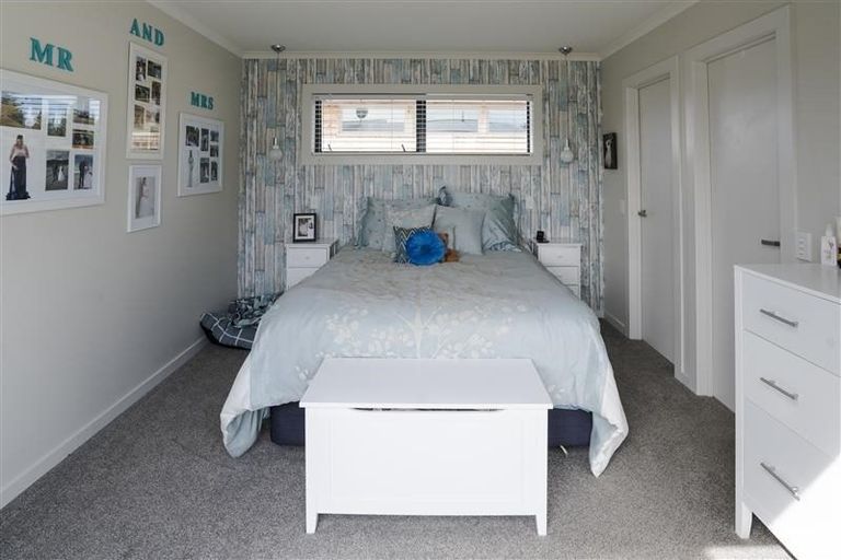 Photo of property in 28 Little Maude Drive, Lake Hawea, Wanaka, 9382