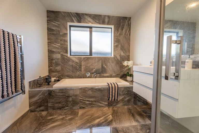 Photo of property in 61 River Road, Rangiora, 7400