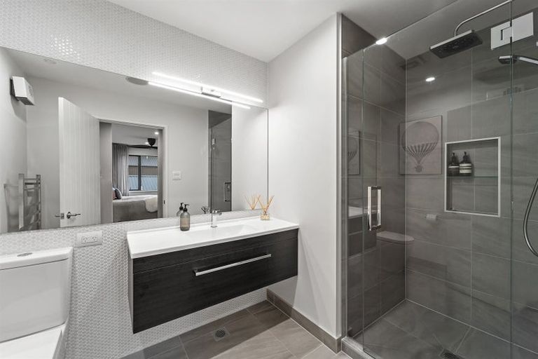 Photo of property in 4 Nohanga Lane, Hobsonville, Auckland, 0616