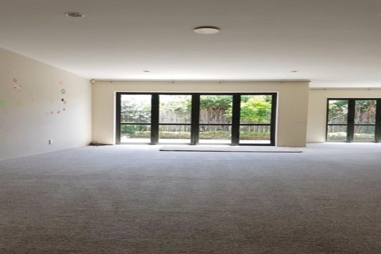 Photo of property in 30 Eroni Clarke Close, Flat Bush, Auckland, 2019