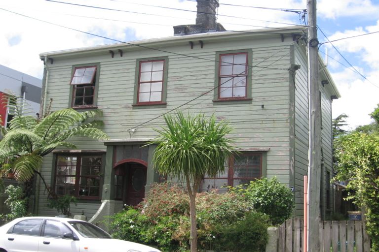 Photo of property in 7 Epuni Street, Aro Valley, Wellington, 6021