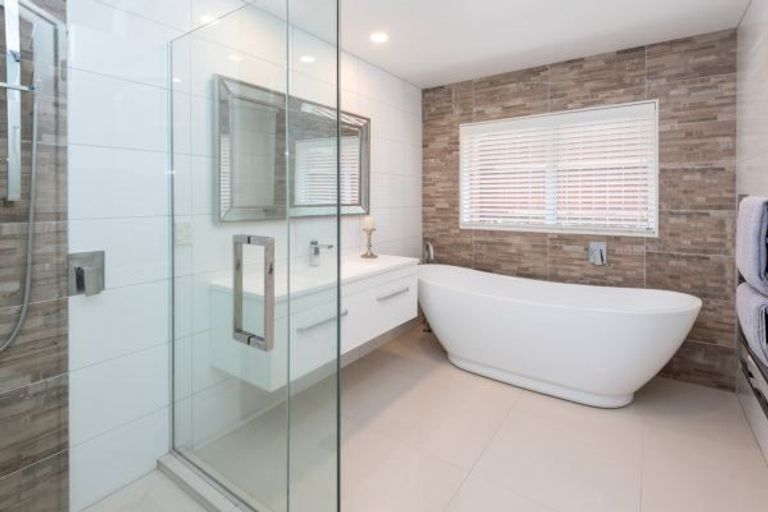 Photo of property in 2 Brailsford Court, Dannemora, Auckland, 2016