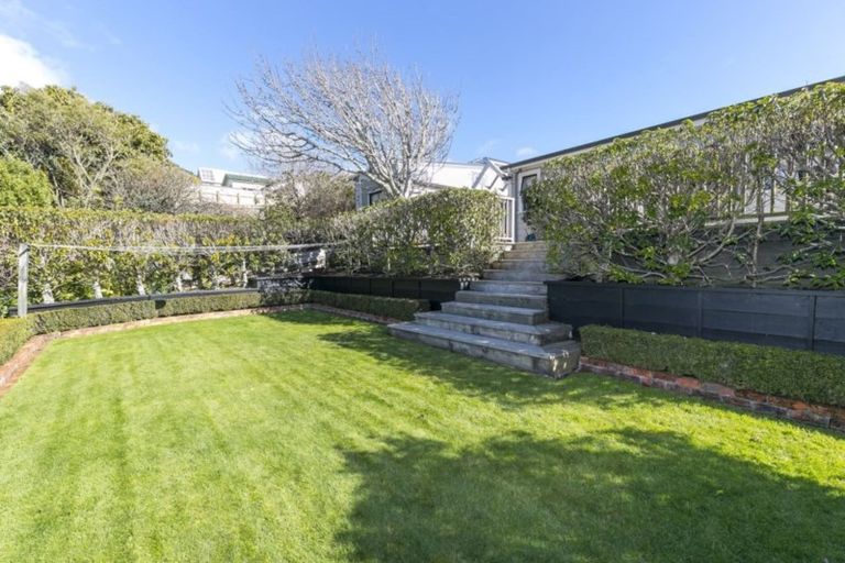 Photo of property in 39 Hanover Street, Wadestown, Wellington, 6012