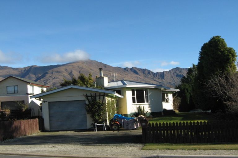 Photo of property in 64 Totara Terrace, Wanaka, 9305