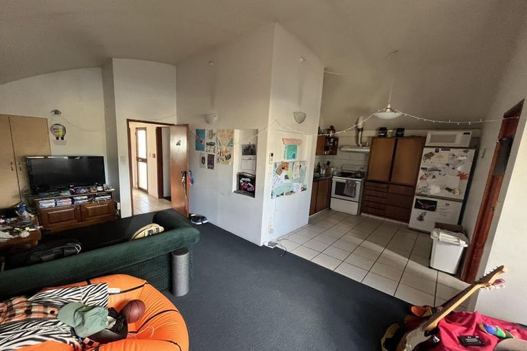 Photo of property in 4/136 Holly Road, St Albans, Christchurch, 8014