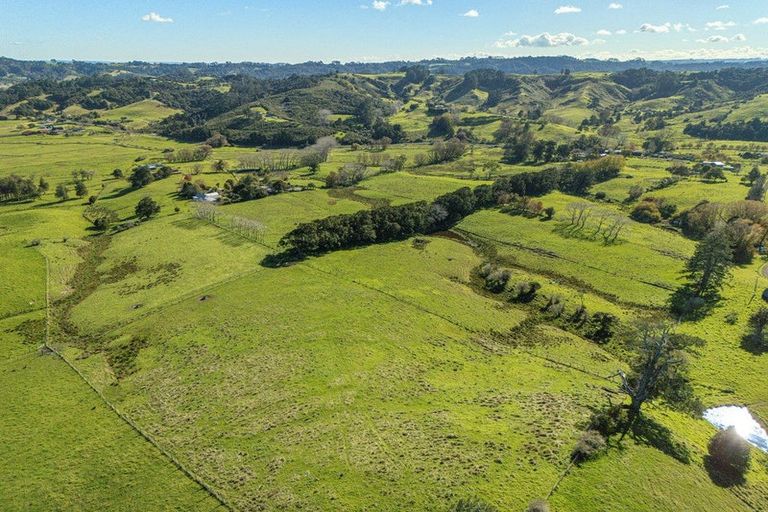Photo of property in 174 Stoney Creek Road, Kaukapakapa, 0873