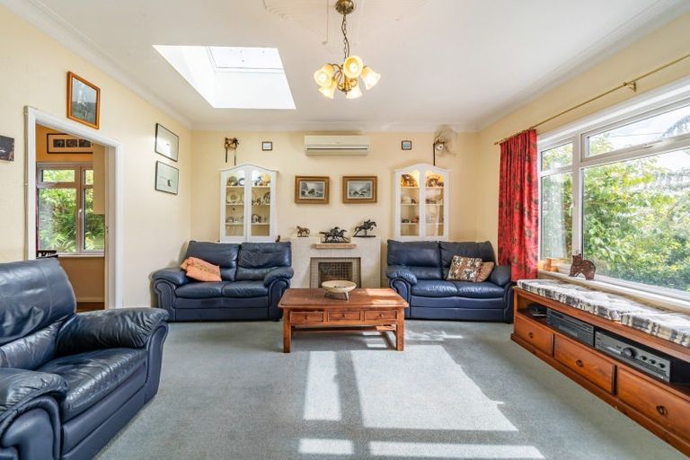 Photo of property in 35 Nottingham Street, Karori, Wellington, 6012