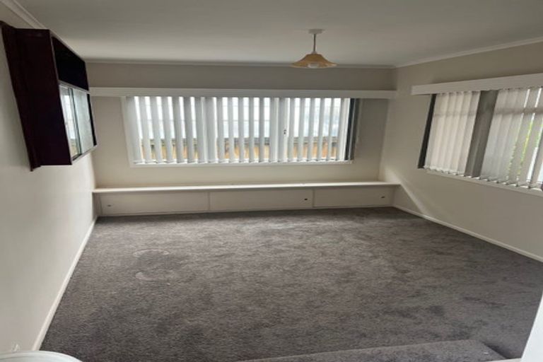 Photo of property in 8 Hamilton Road, Papatoetoe, Auckland, 2025