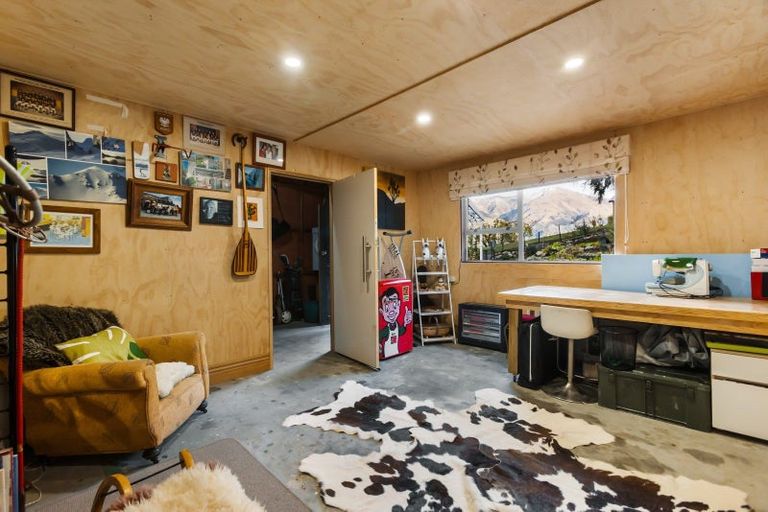 Photo of property in 54 Hedditch Street, Wanaka, 9305