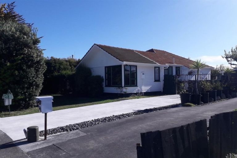 Photo of property in 12 Storkey Street, Marewa, Napier, 4110
