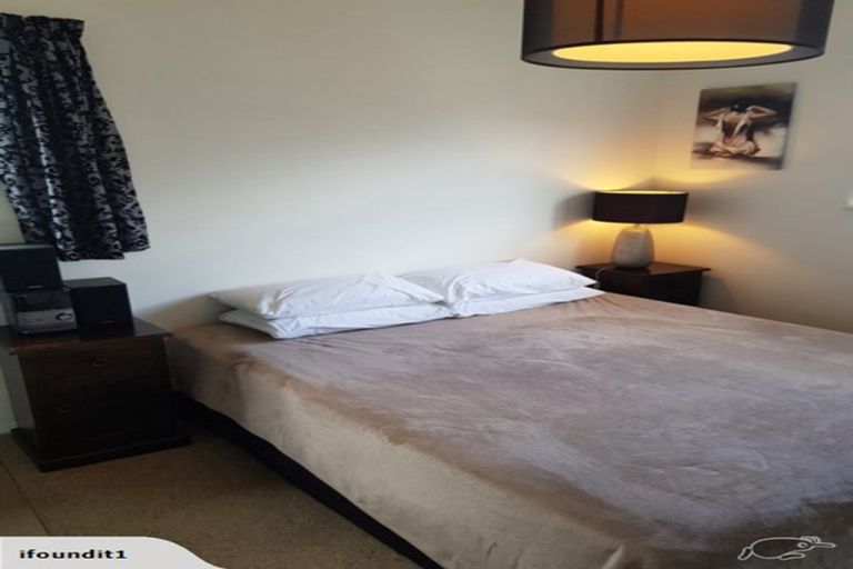 Photo of property in 871 High Street, Boulcott, Lower Hutt, 5011