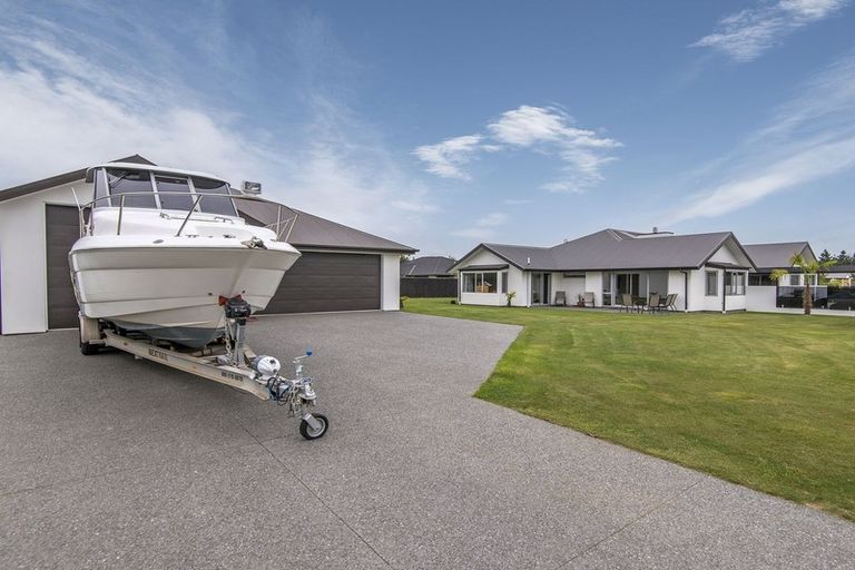 Photo of property in 1 Rossington Drive, West Melton, 7618