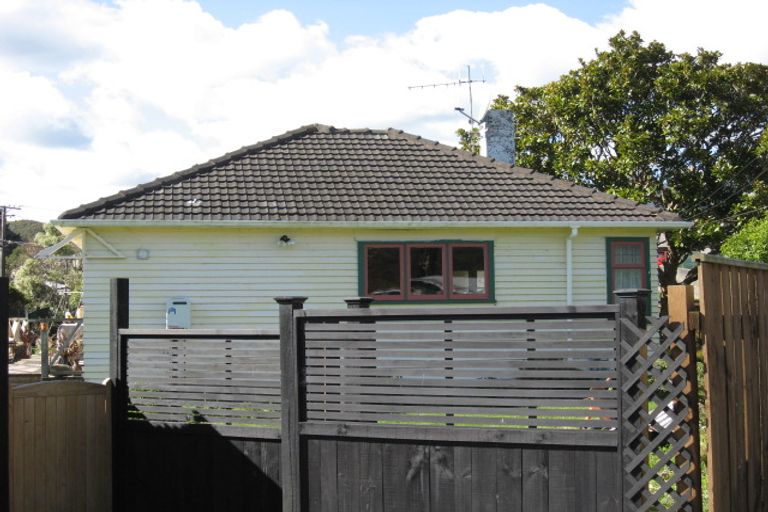 Photo of property in 8 Burden Avenue, Wainuiomata, Lower Hutt, 5014