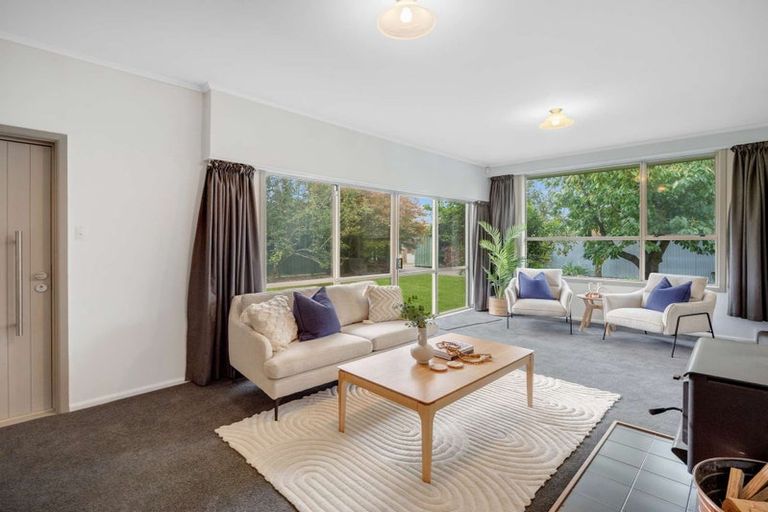 Photo of property in 14 Oakdale Street, Avonhead, Christchurch, 8042