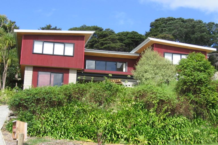 Photo of property in 3a Odin Place, Beach Haven, Auckland, 0626