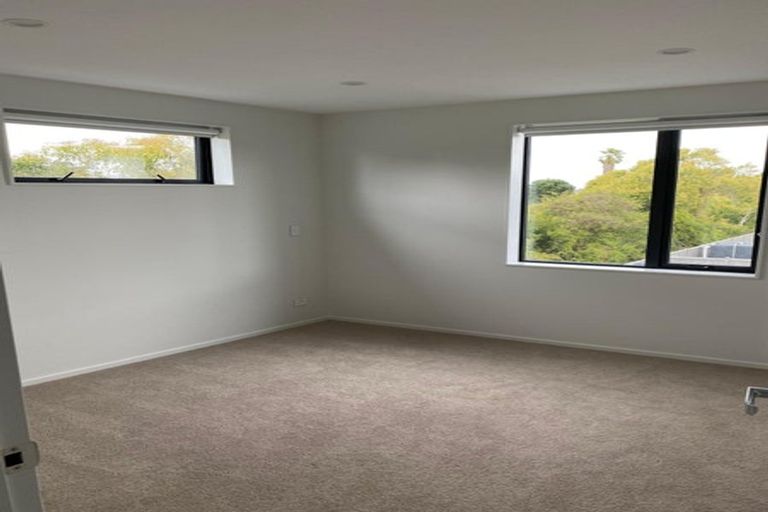 Photo of property in 19 Ngakoro Road, Karaka, Papakura, 2113