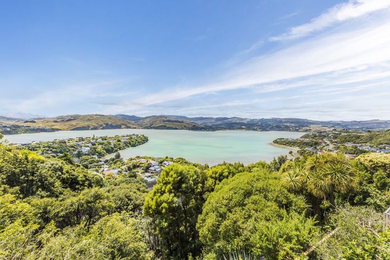 Photo of property in 85 Kahu Road, Paremata, Porirua, 5024