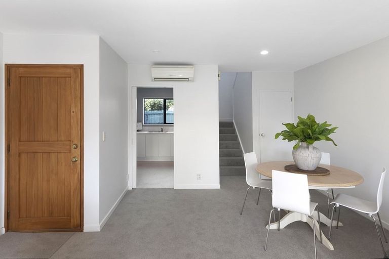 Photo of property in 2/54 Derby Street, St Albans, Christchurch, 8014