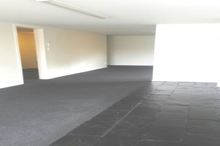 Photo of property in 318 West Coast Road, Glen Eden, Auckland, 0602